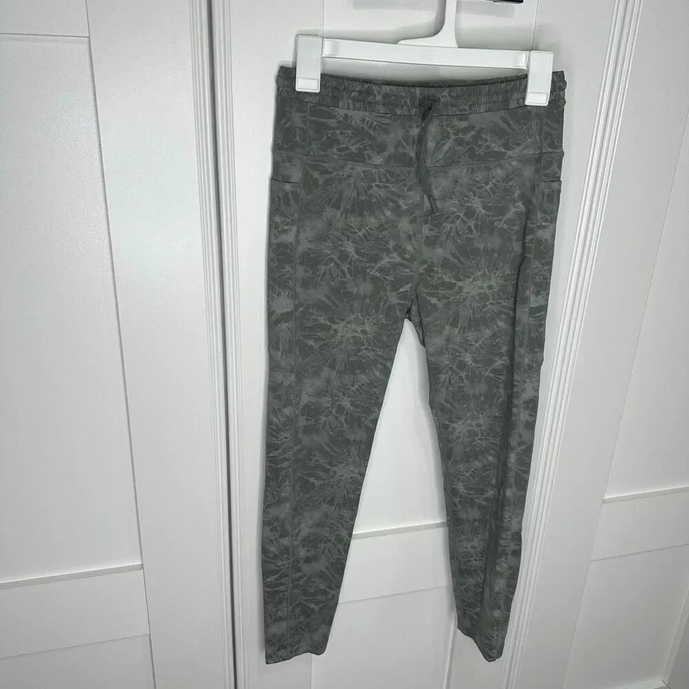 Zyia jogger with Pockets With Drawstring Size 6-8 (C1)